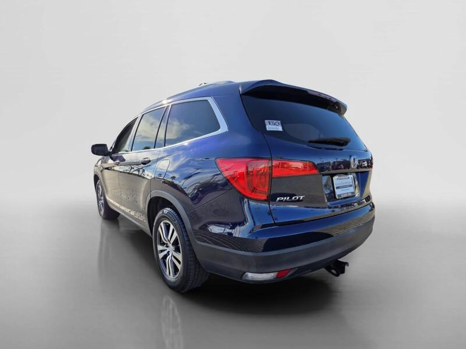 Used 2016 Obsidian Blue Pearl Honda EX-L image 3