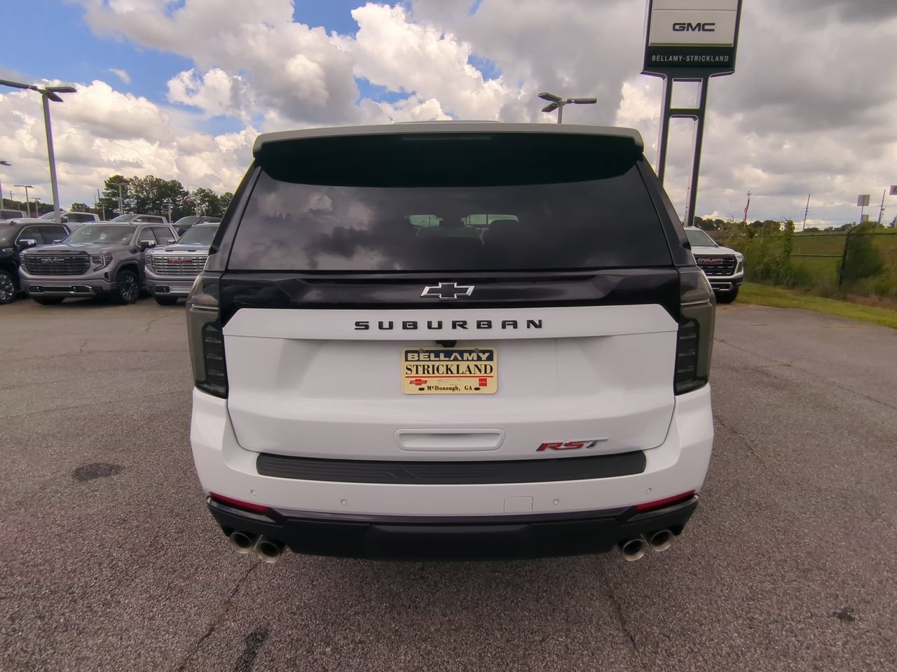 New 2026 Summit White Chevrolet RST image 5