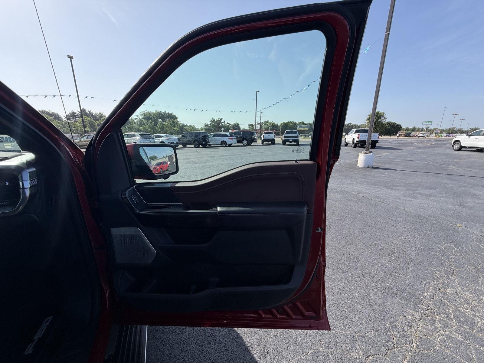 Used 2021 Rapid Red Metallic Tinted Clearcoat Ford LARIAT image 13
