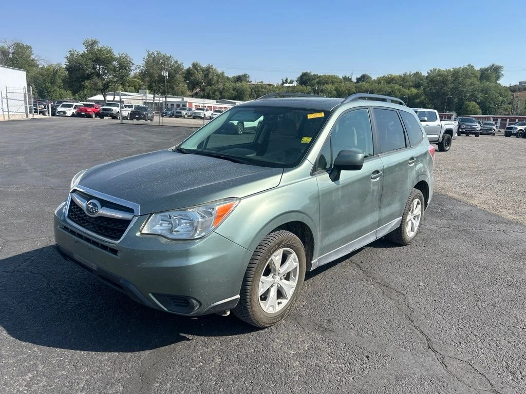 Used 2015 Green Subaru 2.5i Premium image 3