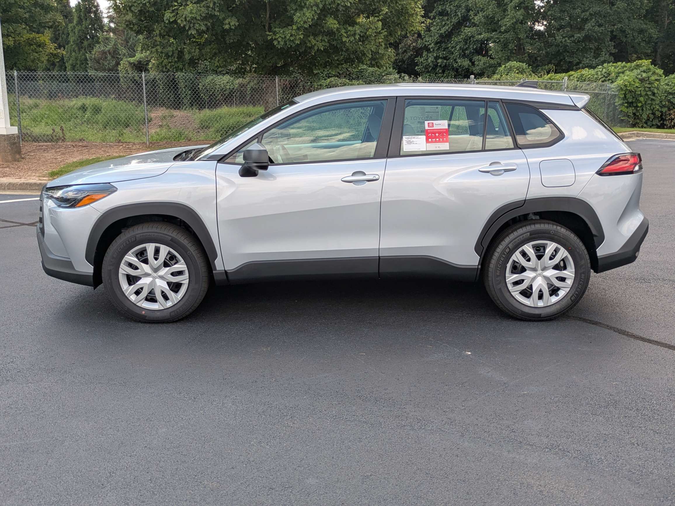 New 2026 Sonic Silver Toyota L image 7