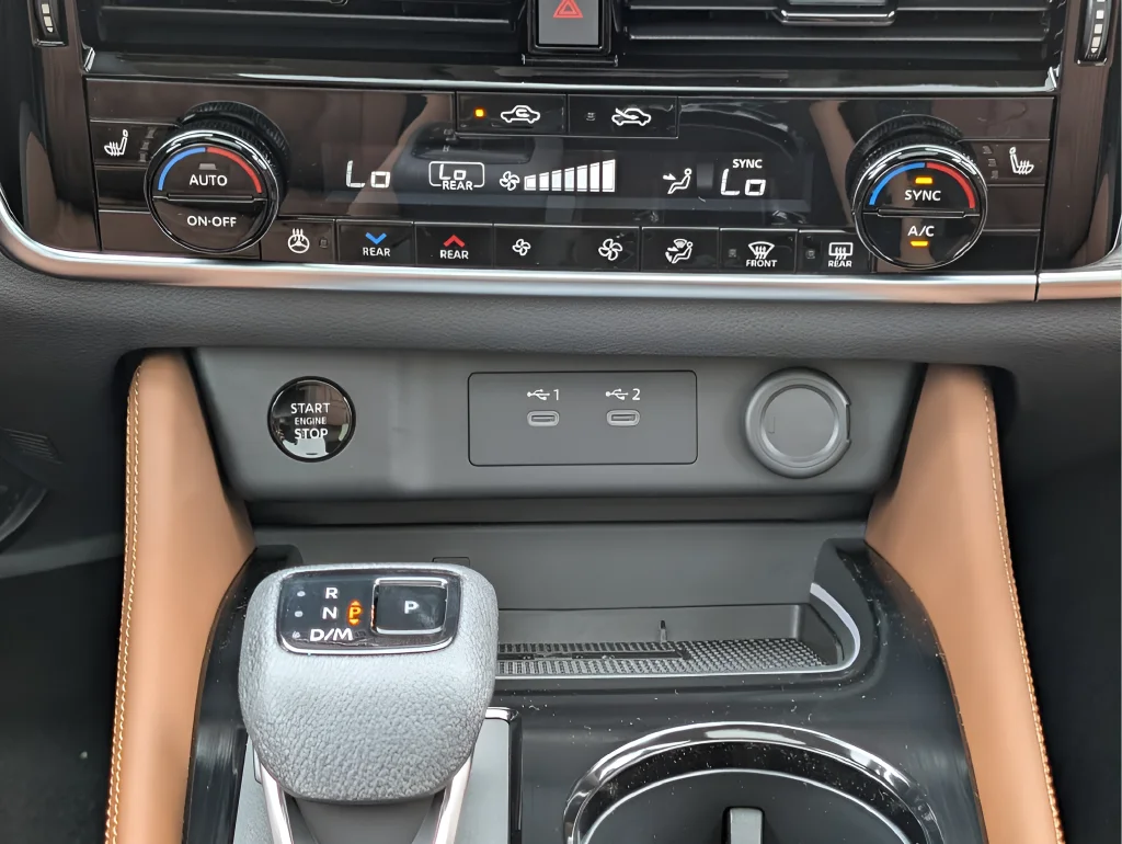 New 2026 White Nissan Platinum image 17