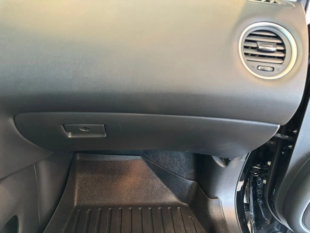 Used 2019 Black Nissan SL image 35