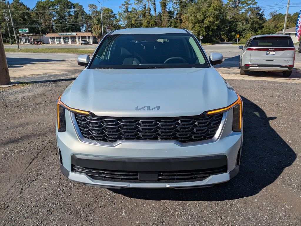 New 2026 Ivory Silver Kia LX image 8