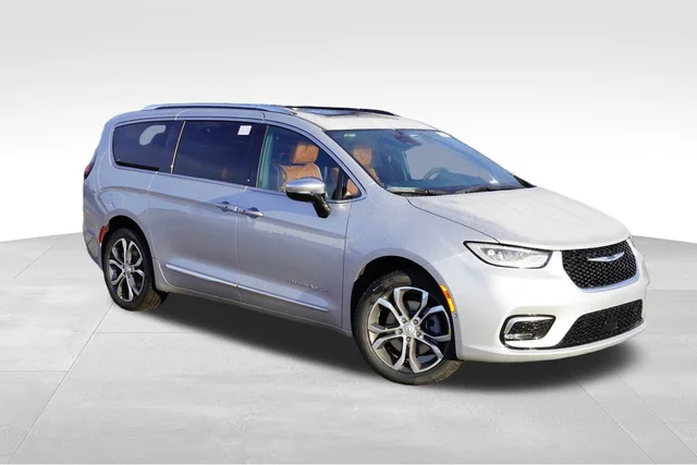 2026 Chrysler Pacifica Pinnacle