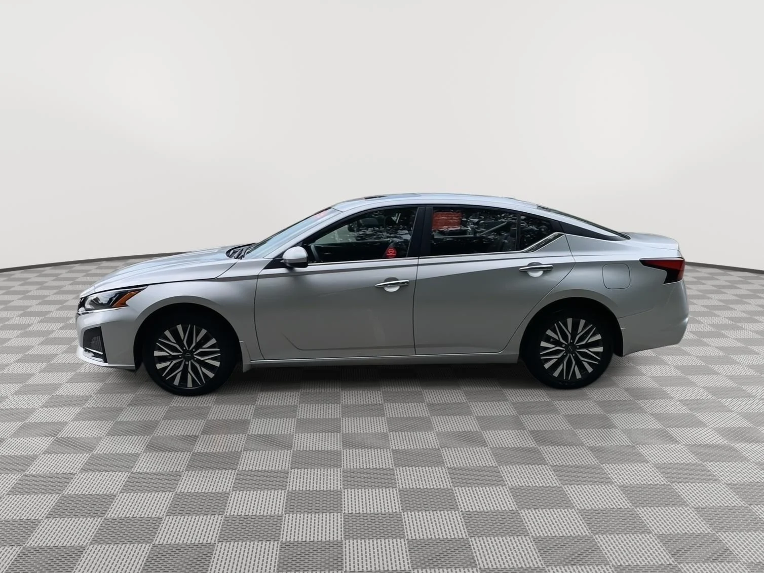Certified Used 2024 Brilliant Silver Metallic Nissan 2.5 SV image 2
