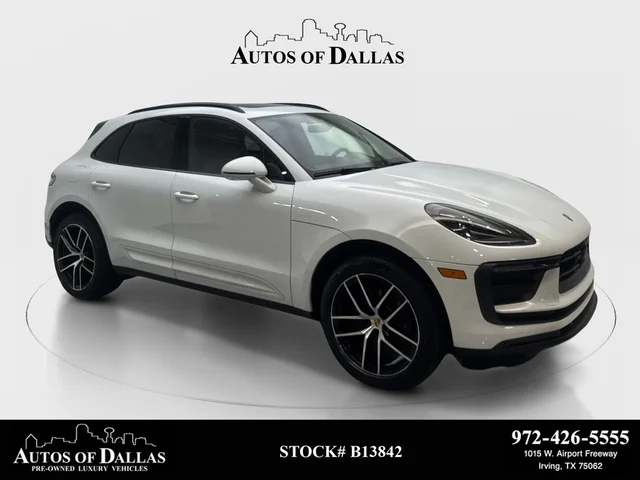 Pre-Owned 2023 Porsche Macan Base