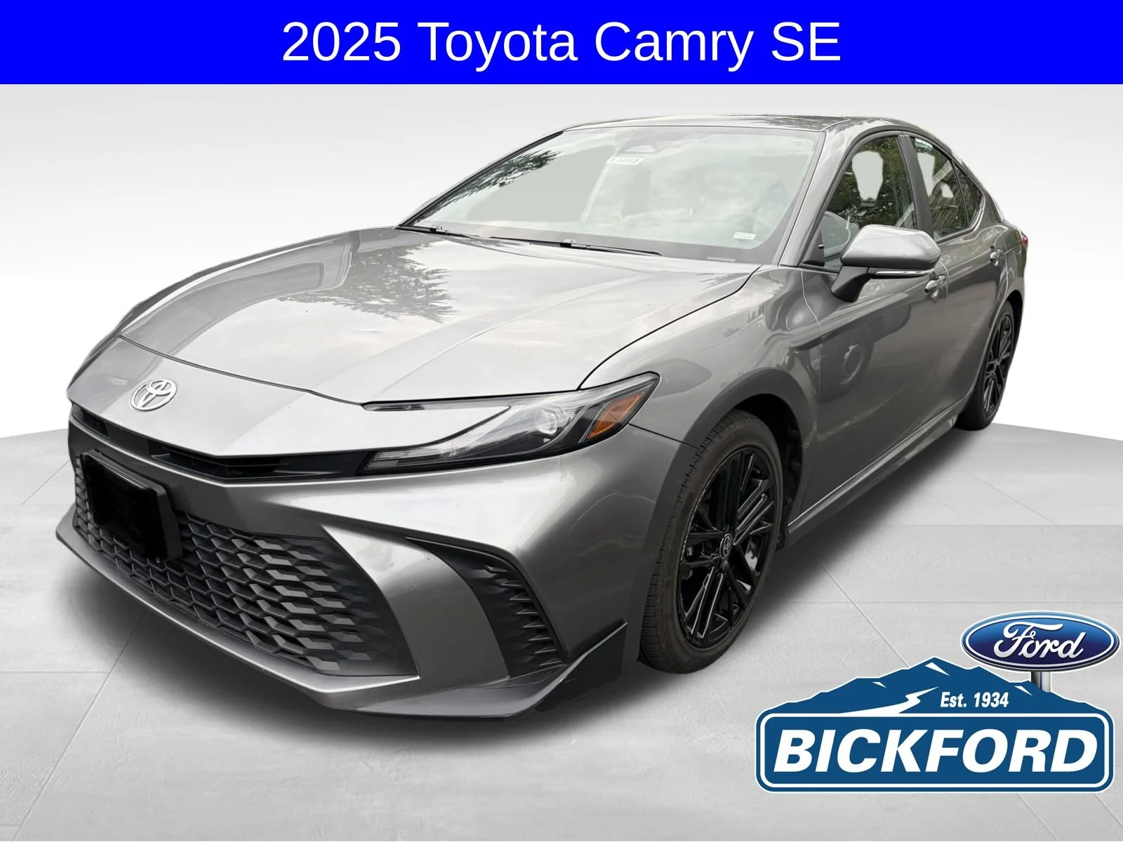 Used 2025 Gray Toyota SE image 1