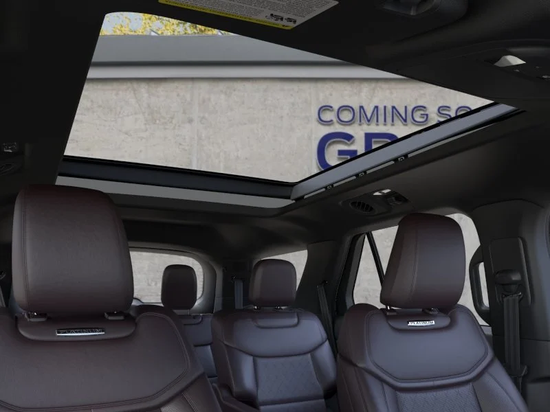 New 2026 Star White Metallic Tri-Coat Ford Platinum™ image 22