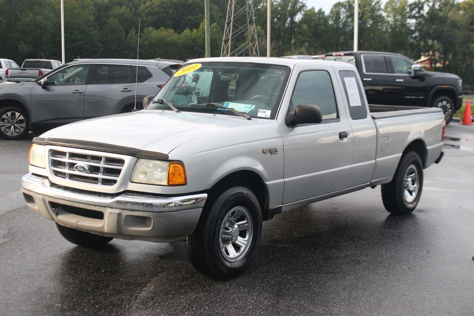 Used 2003 Silver Ford XL Fleet image 3