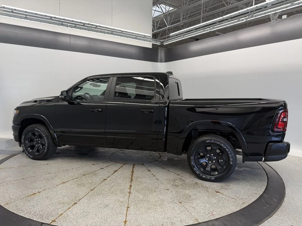 New 2026 Diamond Black Crystal Pearlcoat Ram Big Horn/Lone Star image 4