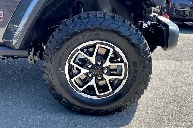 2025 Jeep Wrangler 4-Door Rubicon - Photo 12