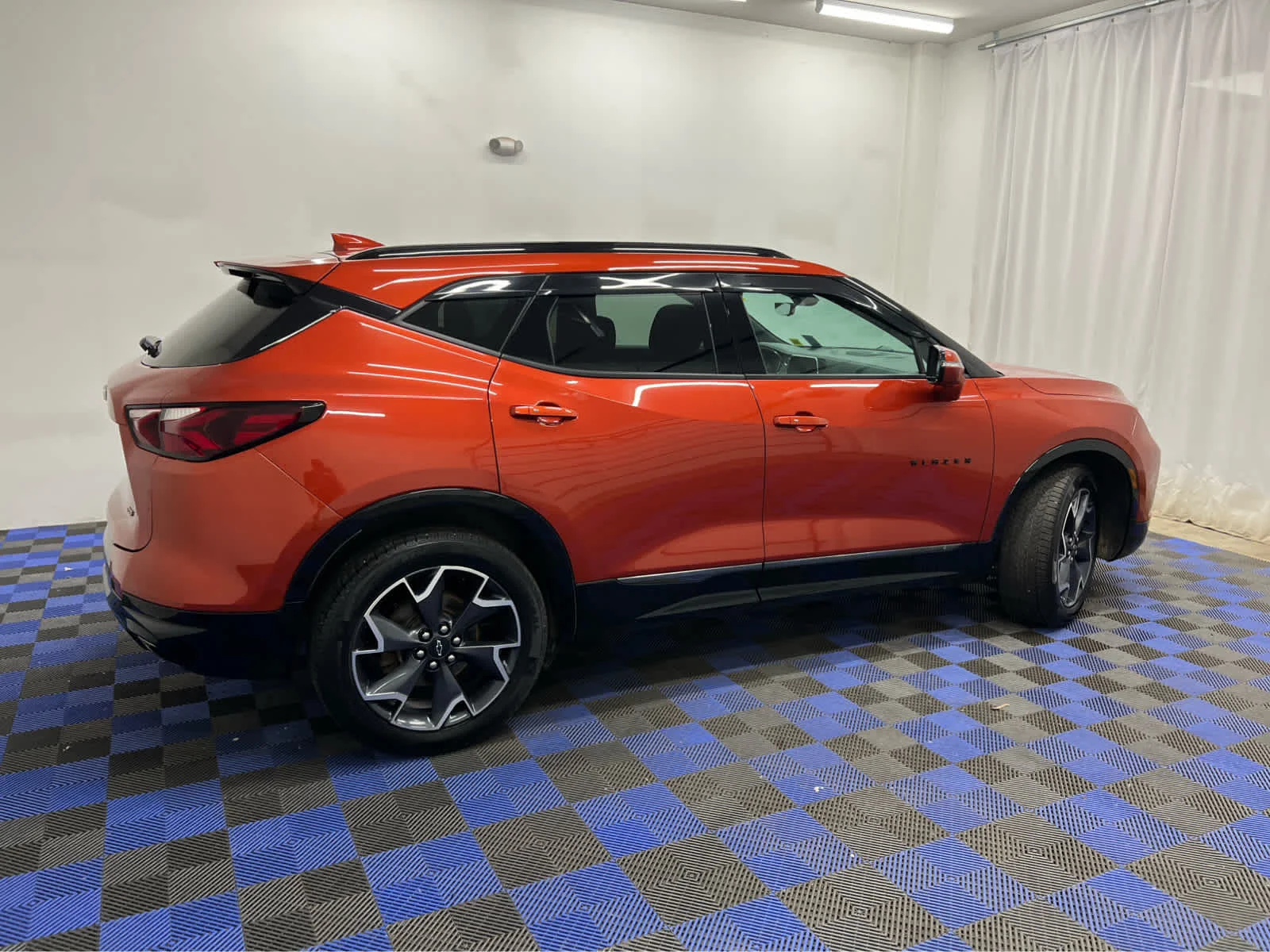 Used 2021 Cayenne Orange Metallic Chevrolet RS image 17