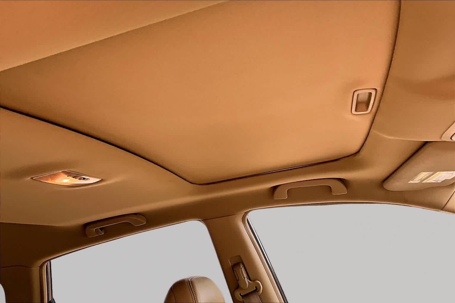 Used 2011 Polished Metal Metallic Honda EX-L image 13