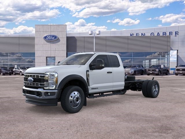 2026 Ford Super Duty F-550 DRW XLT