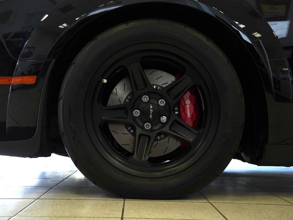 New 2018 Pitch Black Clearcoat Dodge SRT Demon image 5