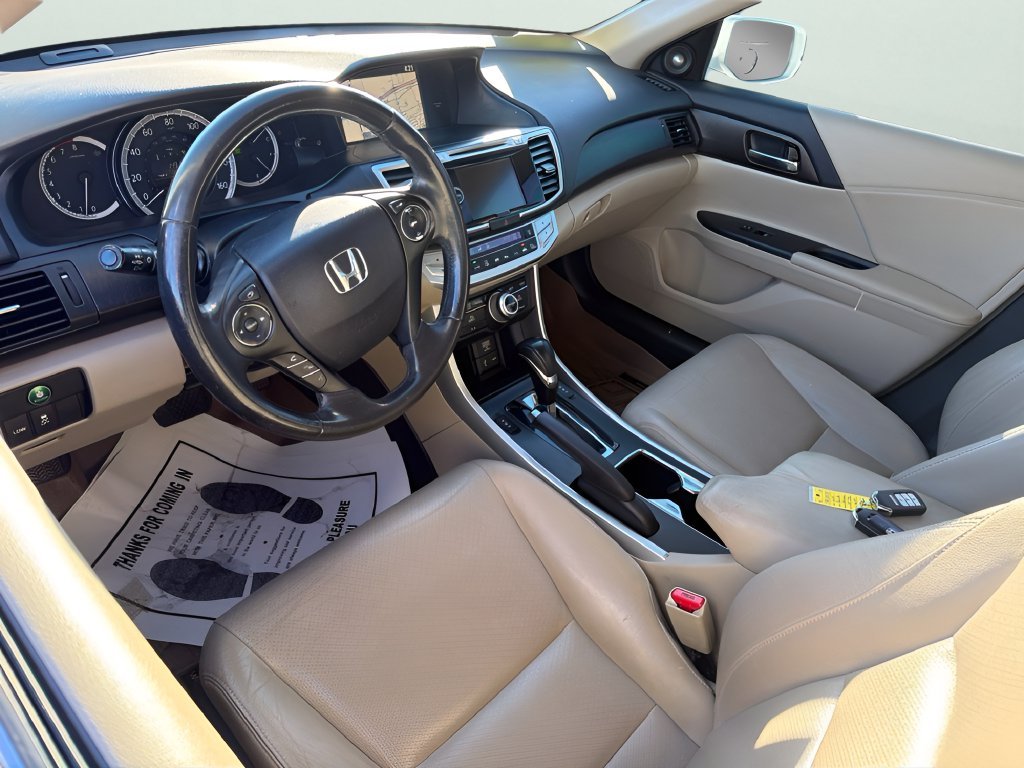 Used 2014  Honda EX-L image 13