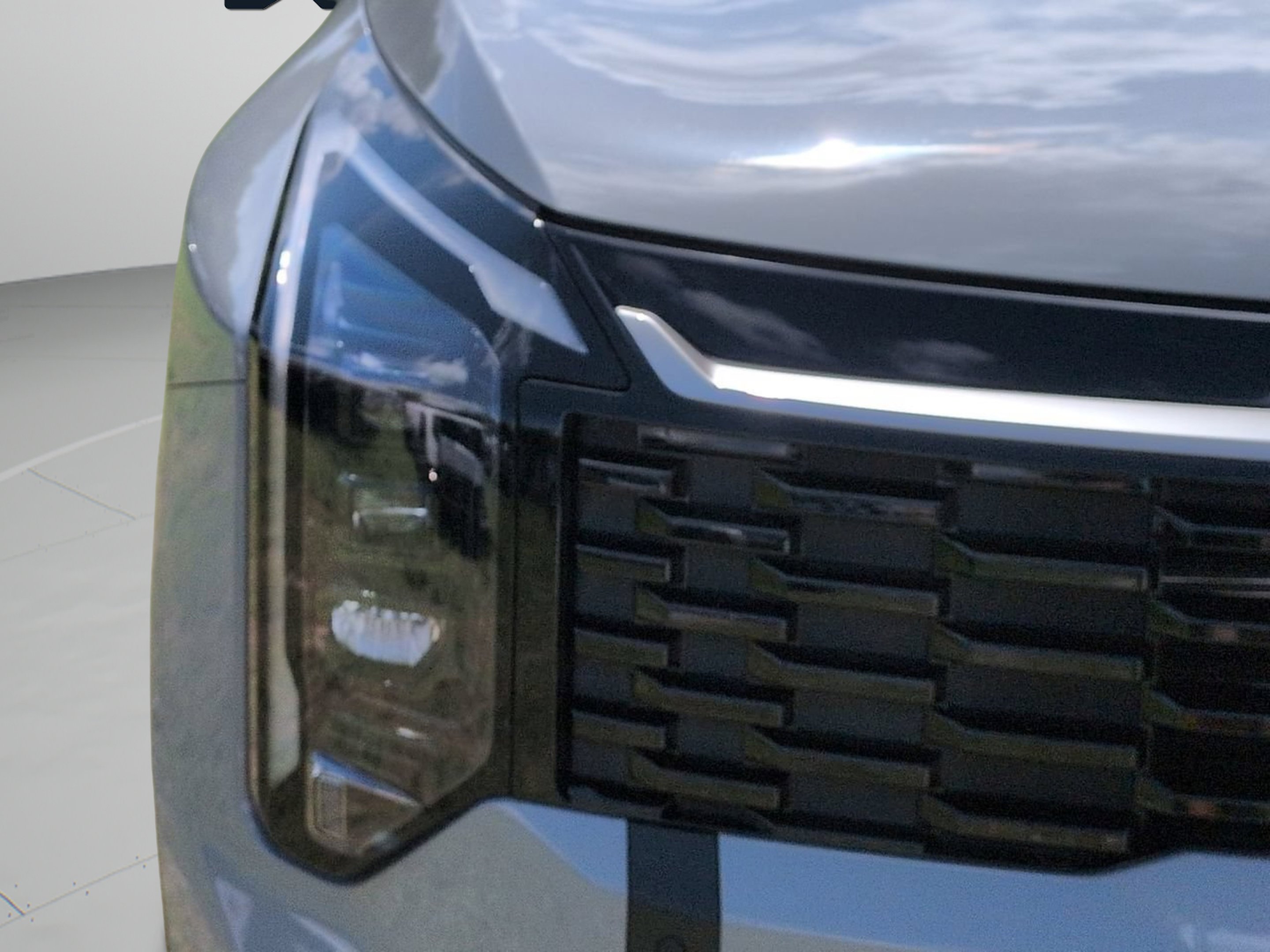 New 2026 Wolf Gray Kia EX image 10