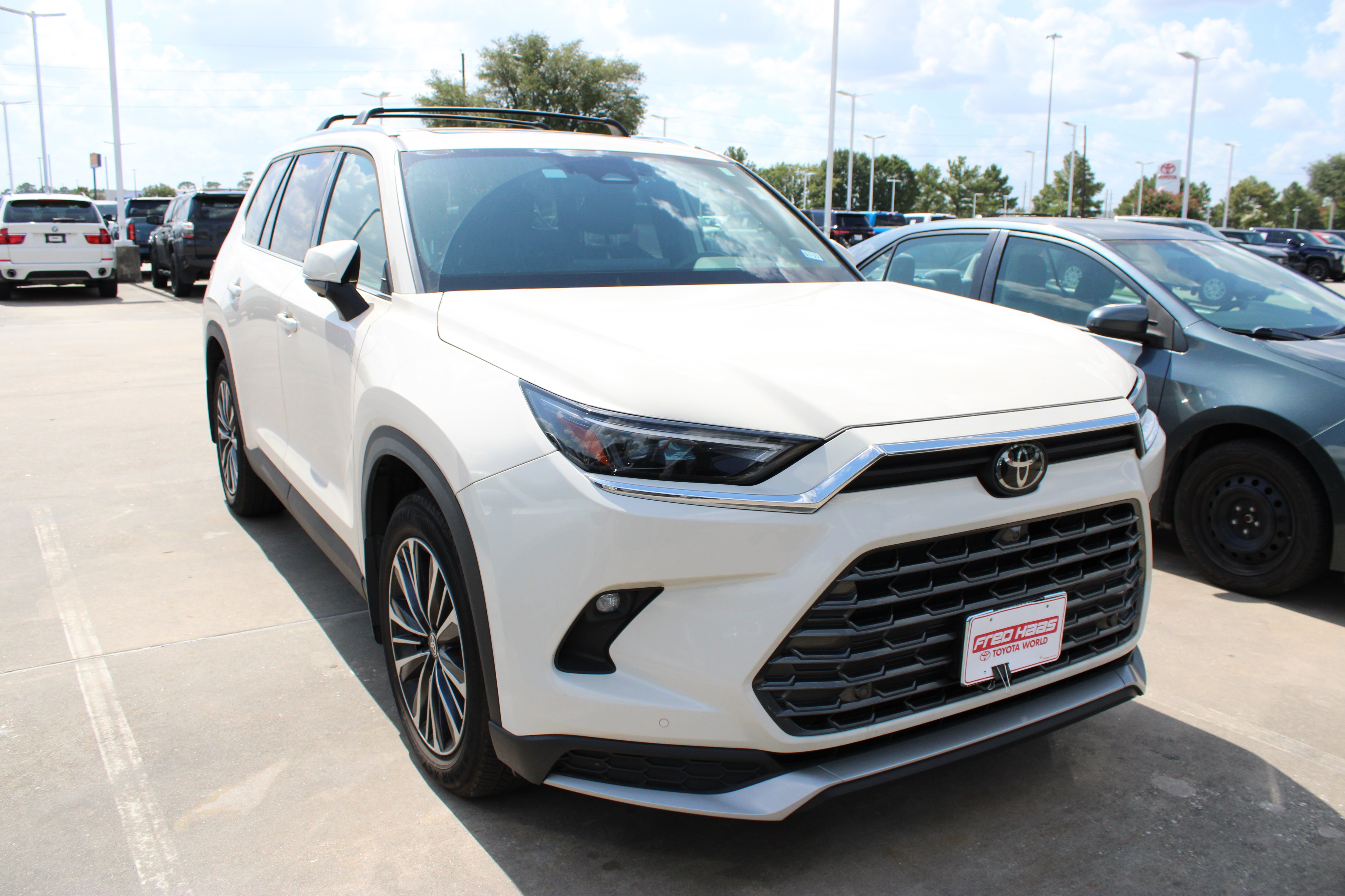Used 2024 White Toyota Hybrid MAX Platinum image 2