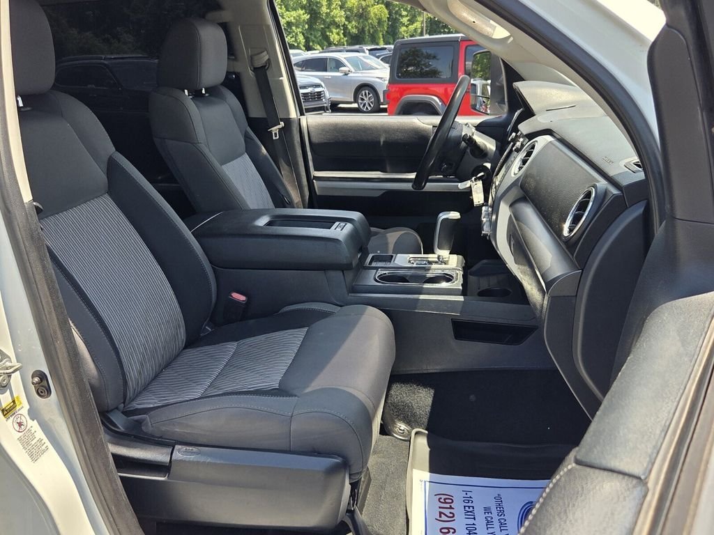 2017 Toyota Tundra SR5 - Photo 15