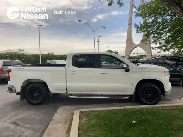 2023 Chevrolet Silverado 1500 LT 4WD Crew Cab Short Box's photo