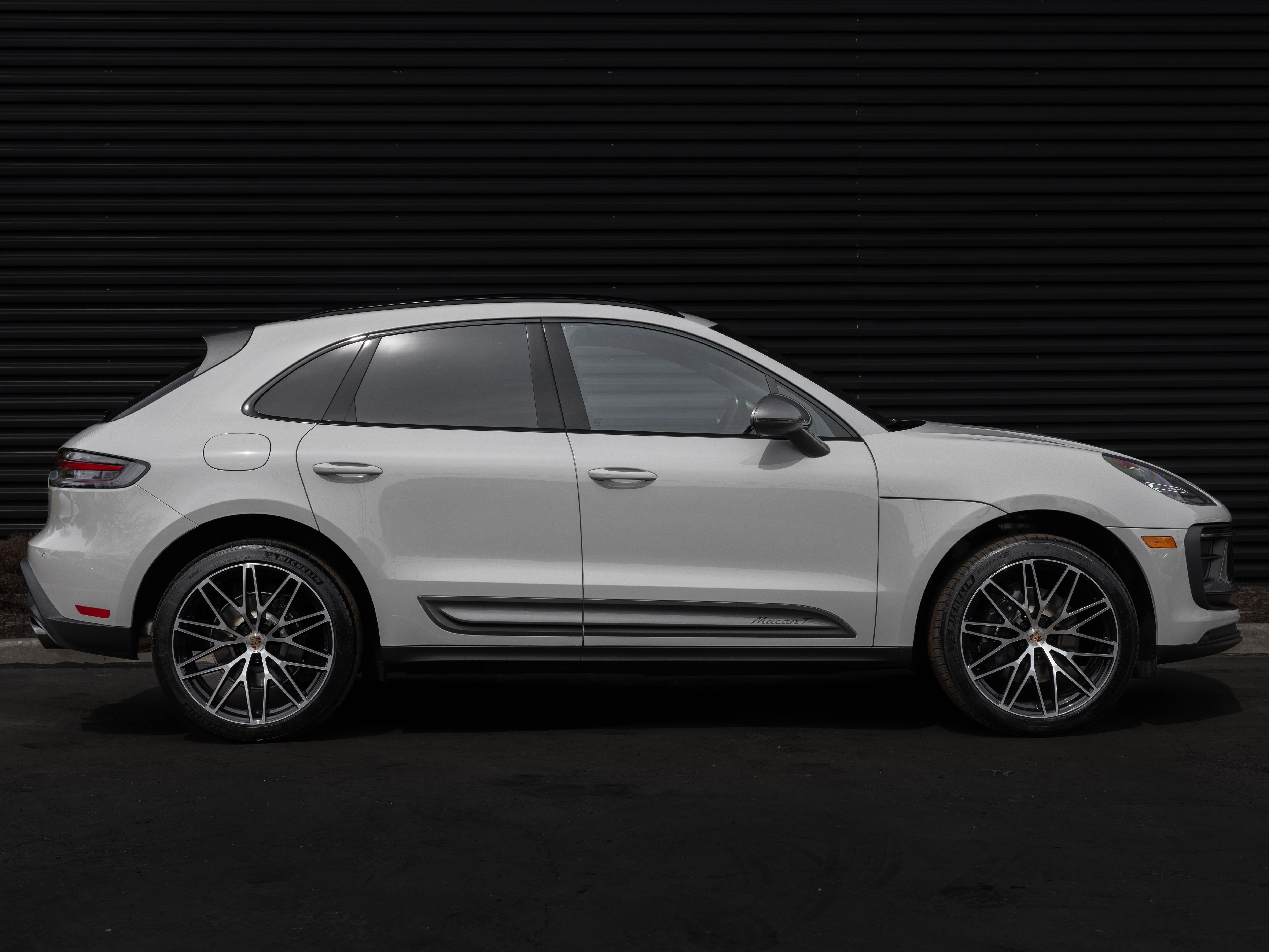 New 2026 Chalk Porsche T image 9