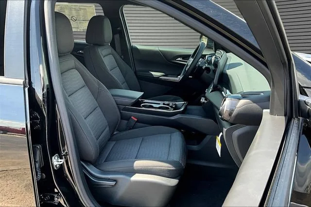 2026 Chevrolet Equinox LT - Photo 11