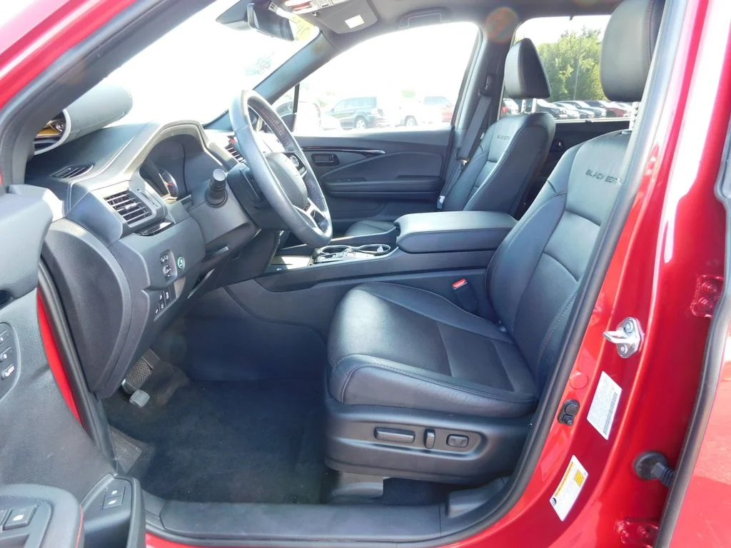 Used 2025 Red Honda Black Edition image 13