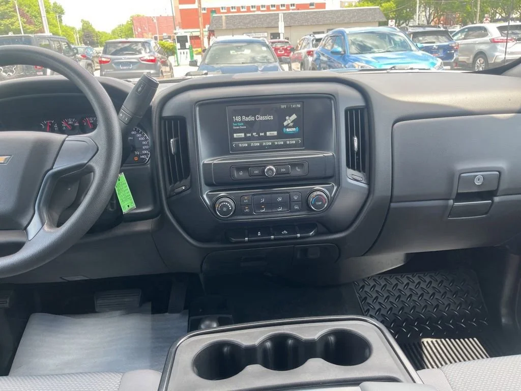 Used 2018 GRAPHITE METALLIC Chevrolet LS image 12