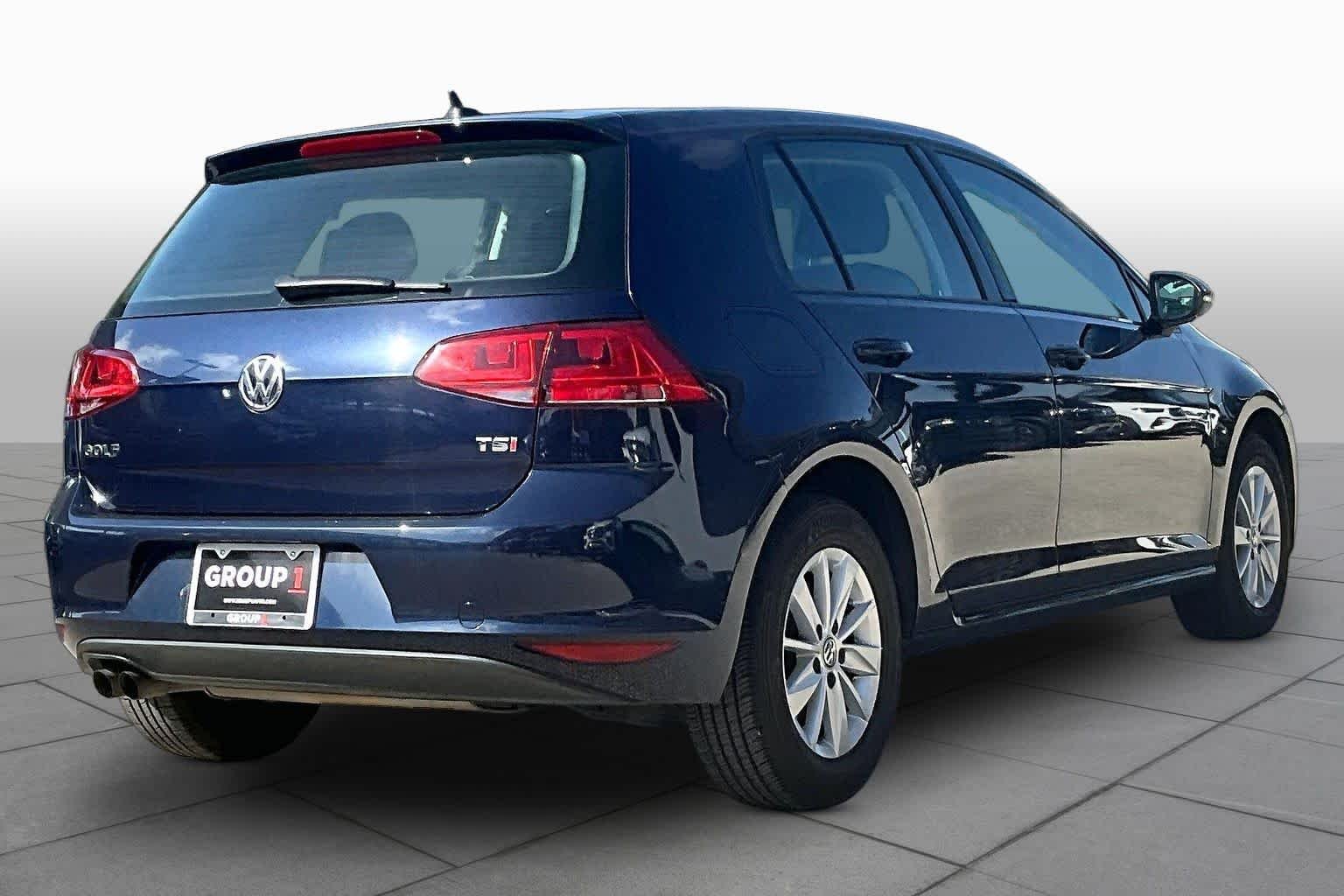 Used 2017 Night Blue Metallic Volkswagen S image 13