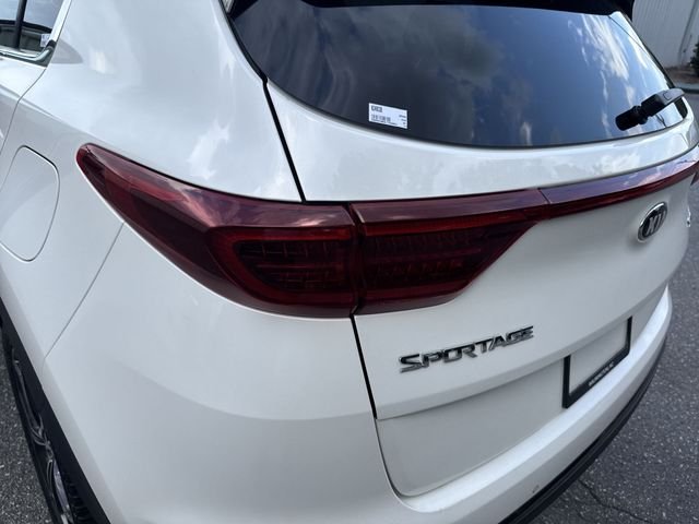 Used 2020 White Kia SX image 36
