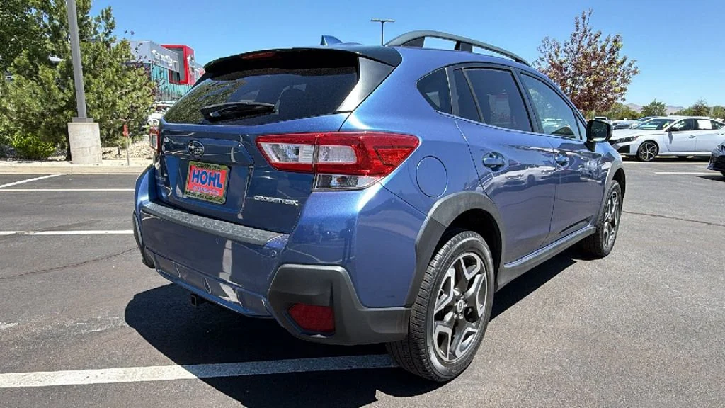 Used 2018 Quartz Blue Subaru 2.0i Limited image 3