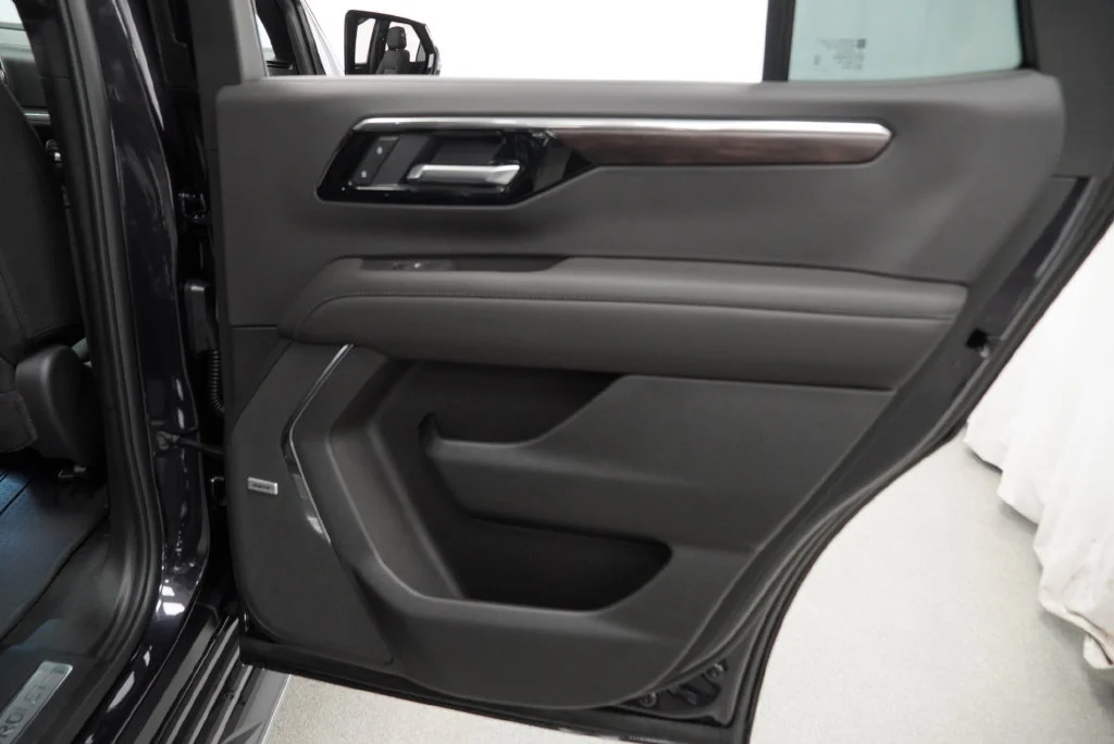 New 2026 Dark Ash Metallic Chevrolet LT image 28