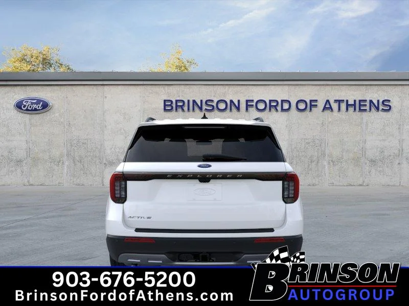 New 2026 Star White Metallic Tri-Coat Ford Active image 5