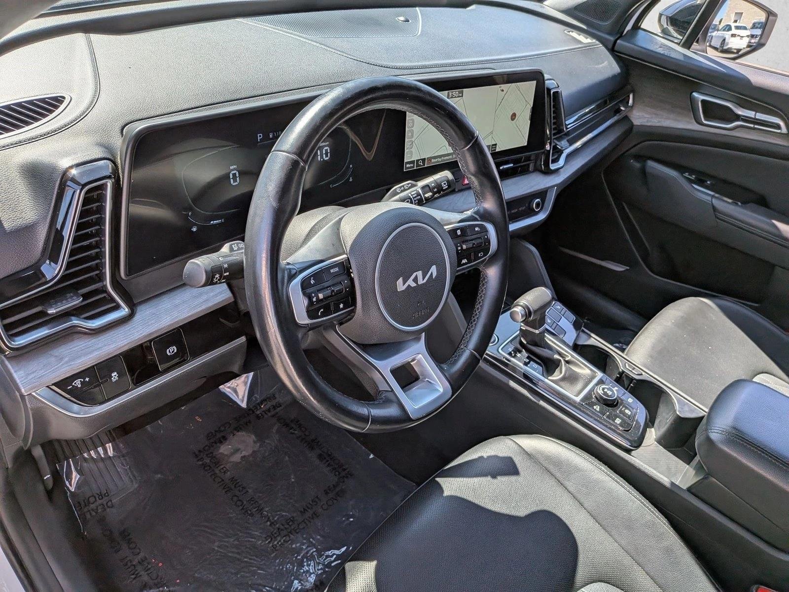 Used 2023 Glacial White Pearl Kia X-Line image 10