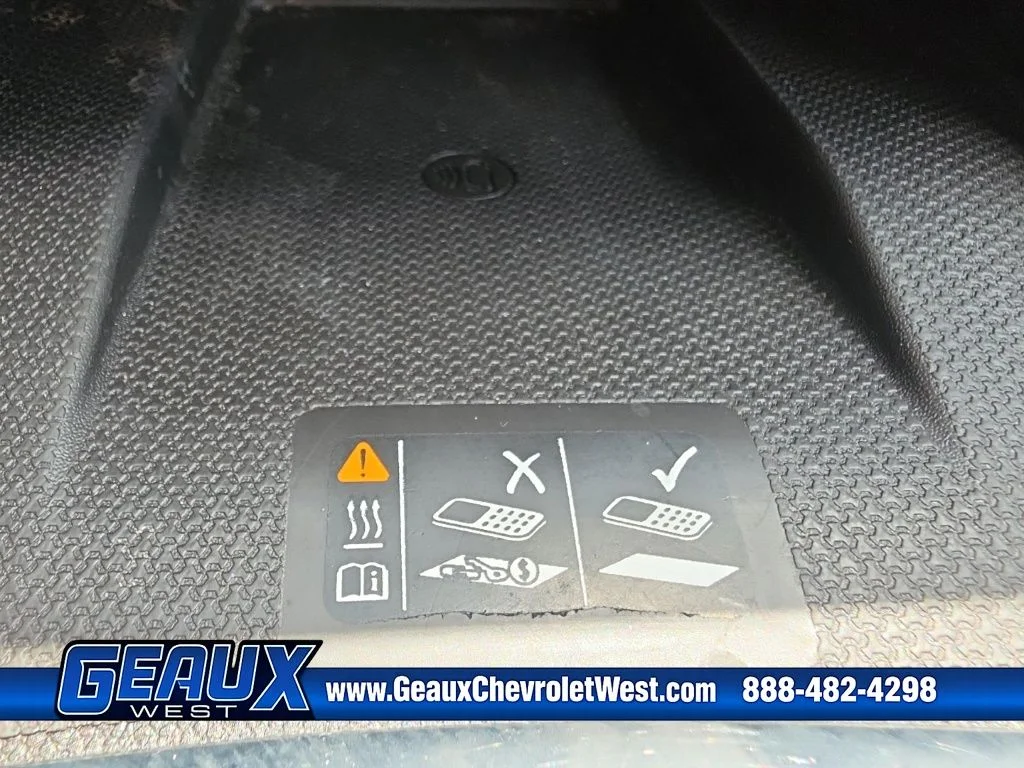 Used 2023 Beige Chevrolet Premier image 18