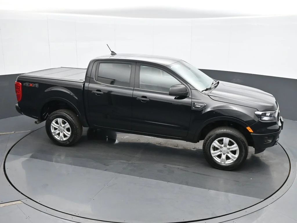Used 2023 Black Ford XLT image 25