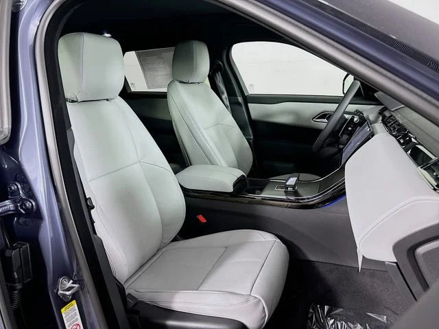 New 2026 Varesine Blue Land Rover Dynamic SE image 26