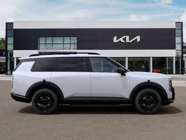 New 2027 Glacial White Pearl Kia X-LINE SX image 7