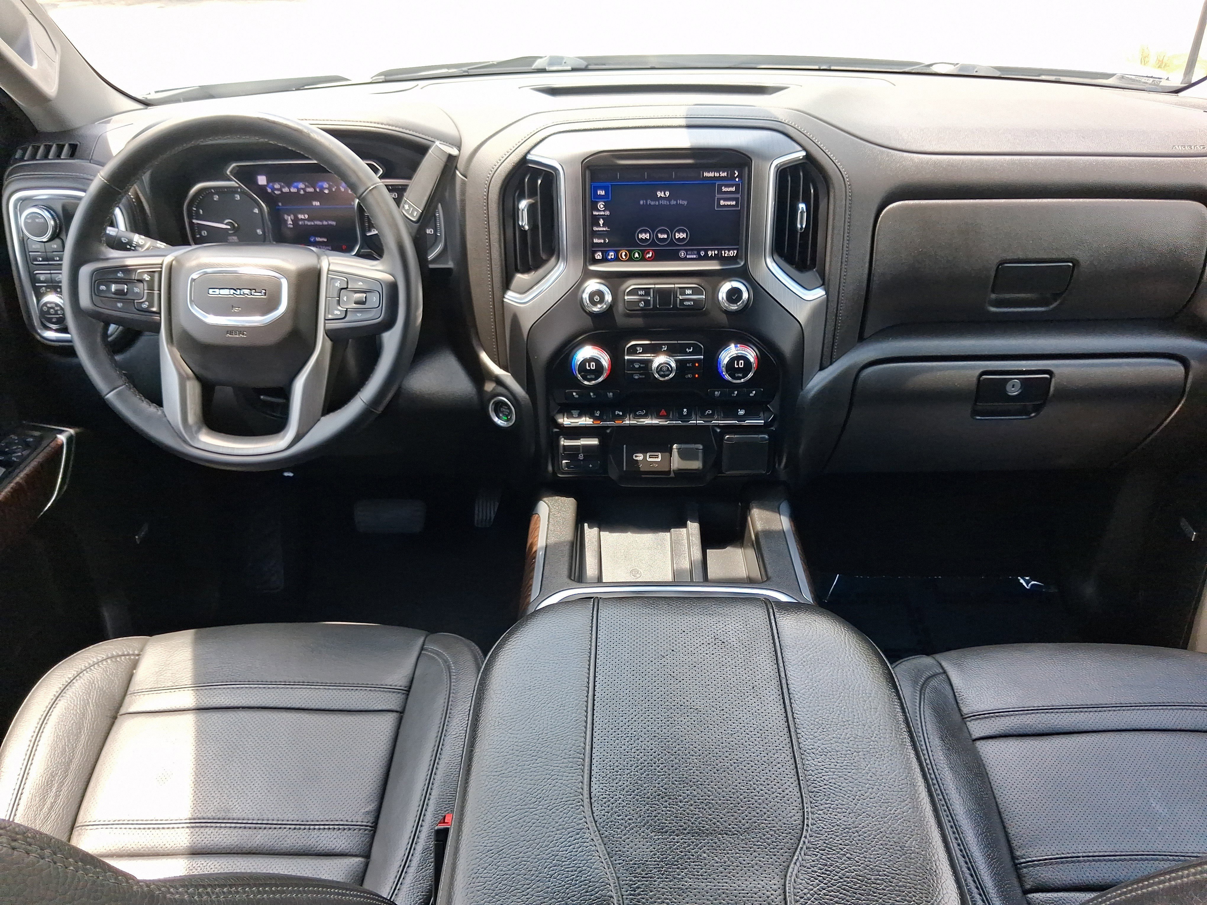 Used 2023 White GMC Denali image 12
