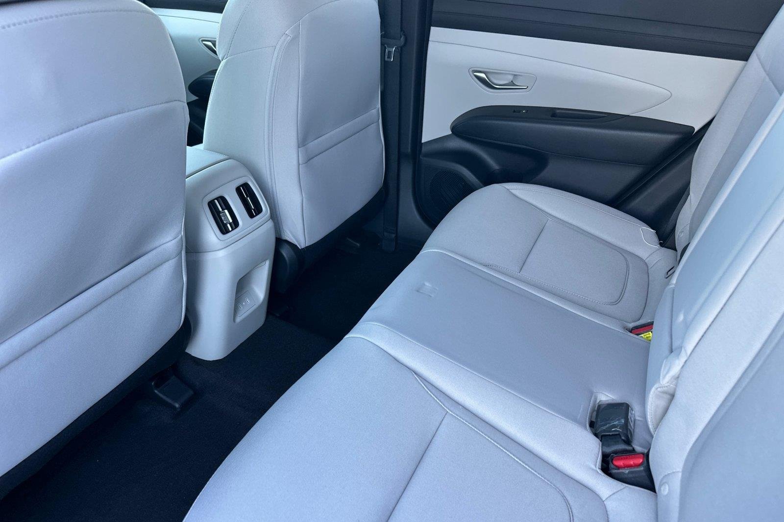 New 2026 Amazon Gray Hyundai SEL image 29