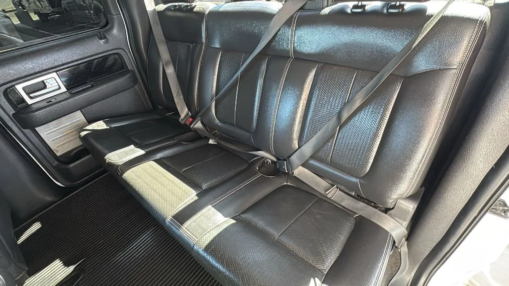 Used 2010 White Ford FX4 image 25