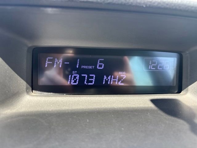 Used 2011 Gray Honda LX image 23