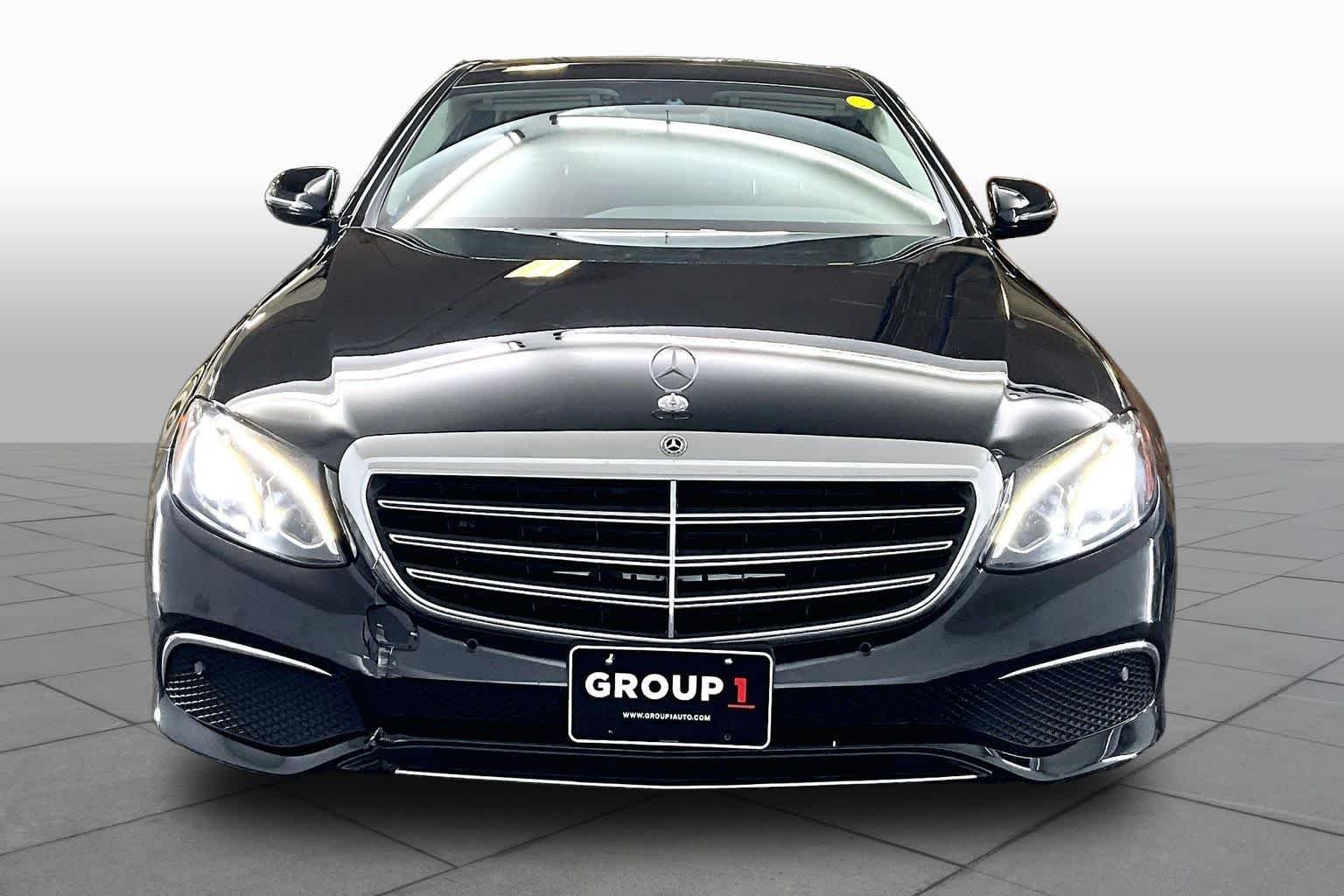 Used 2018 Black Mercedes-Benz E 400 image 4