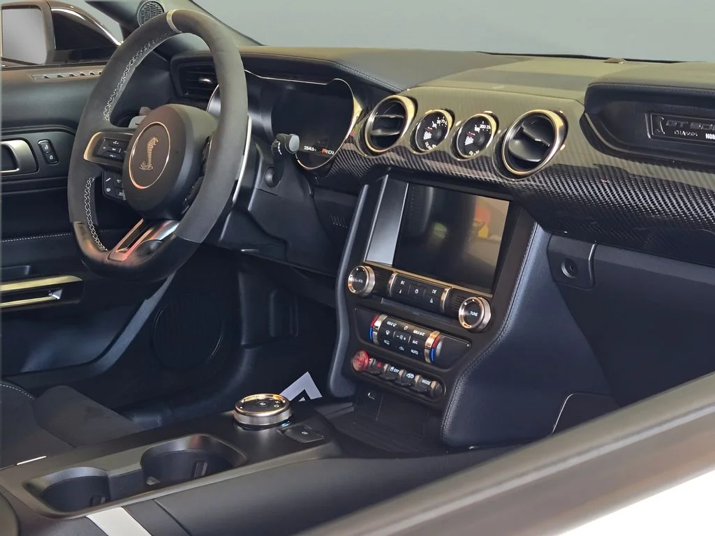 Used 2022 White Ford Shelby GT500 image 9