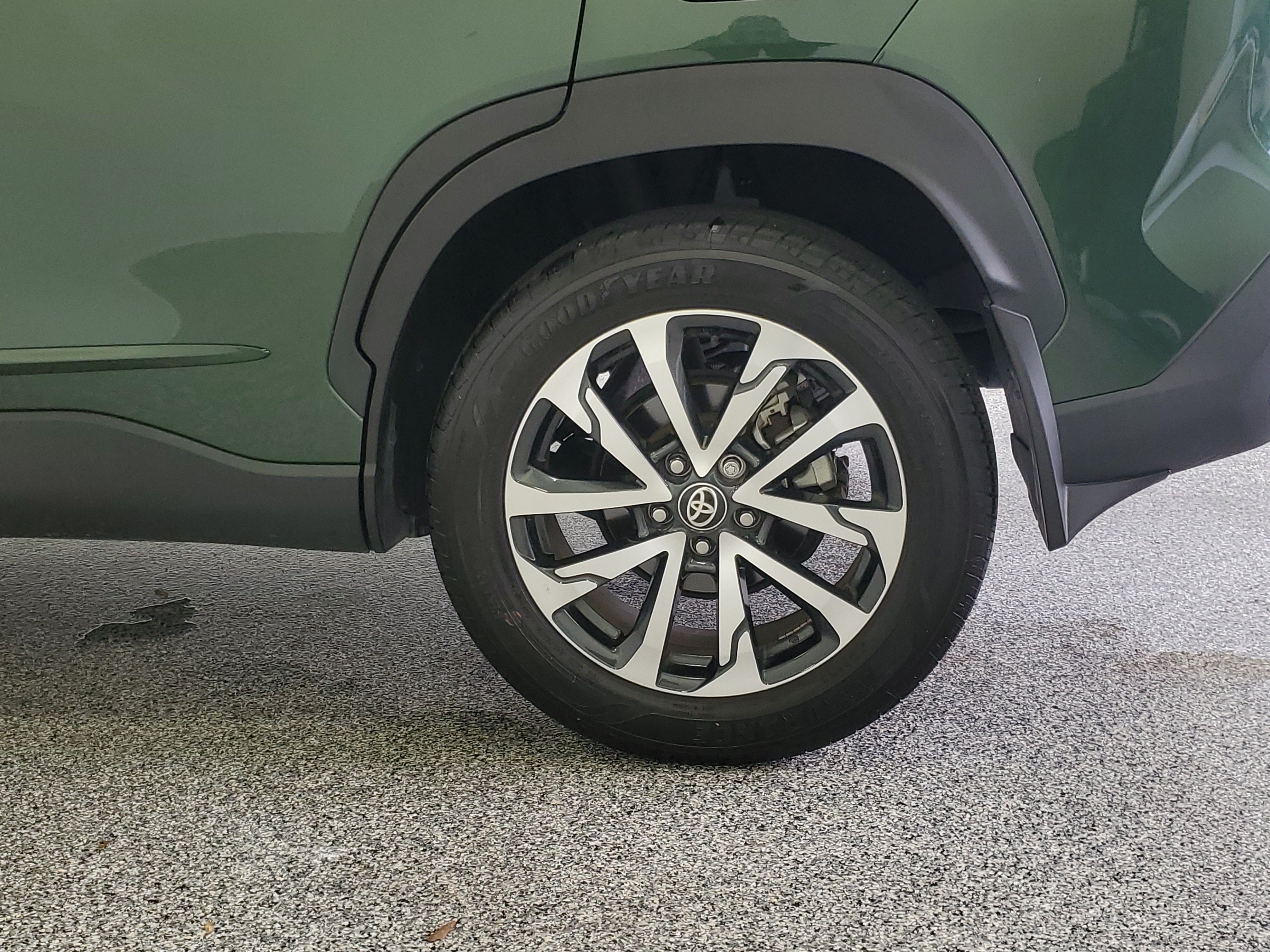 Used 2024 Green Toyota XLE image 11