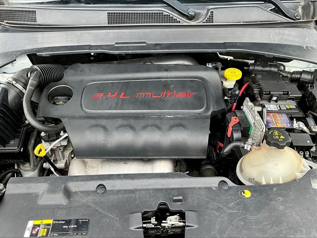 Used 2018 White Jeep Trailhawk image 33