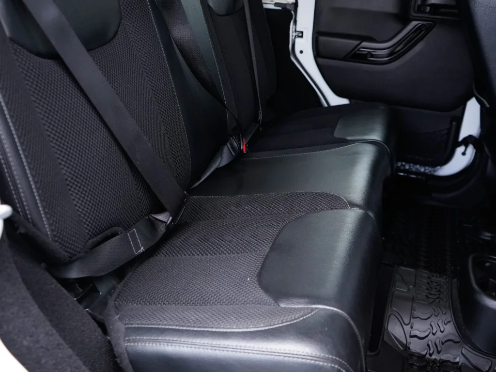 Used 2017 Bright White Clearcoat Jeep Winter image 30