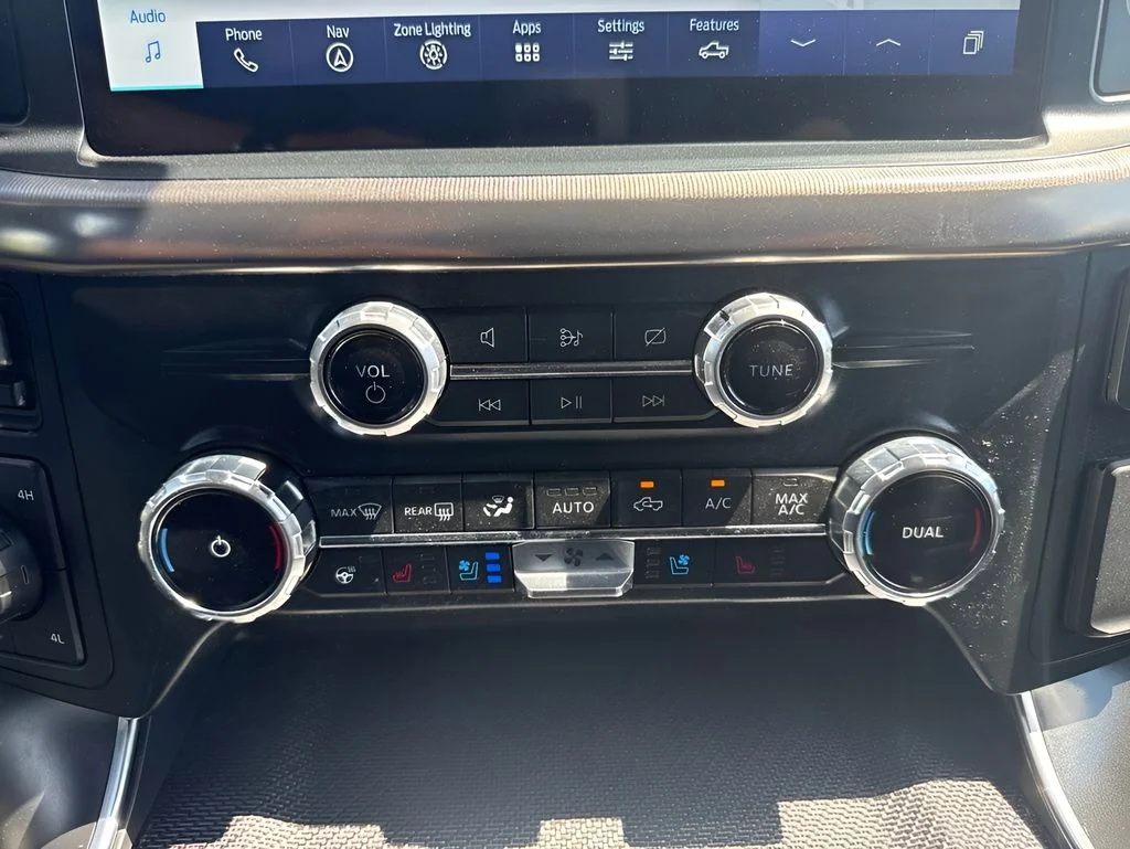Used 2022 Silver Ford Raptor image 21