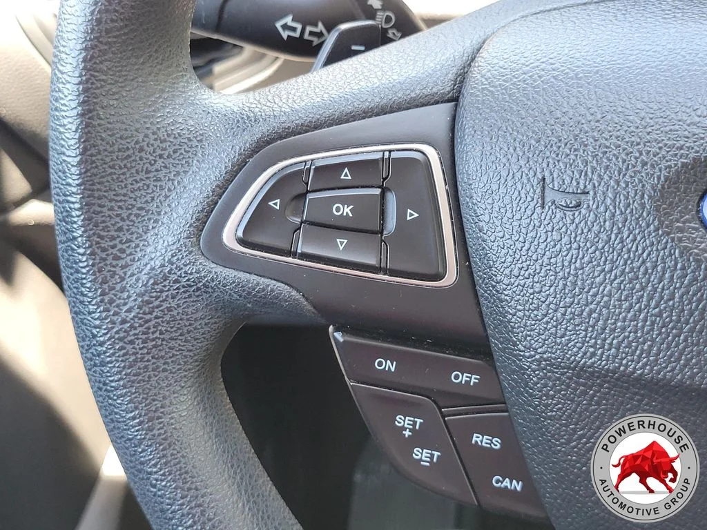 Used 2017 Red Ford SE image 27